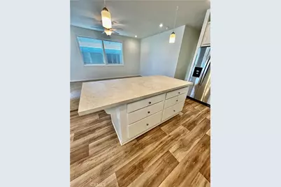 675 W Oakland Avenue #F7, Hemet, CA 92543 - Photo 8