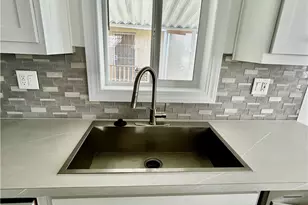 675 W Oakland Ave, Hemet, CA 92543 - Photo 6