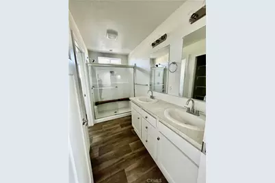 675 W Oakland Avenue #B8, Hemet, CA 92543 - Photo 12