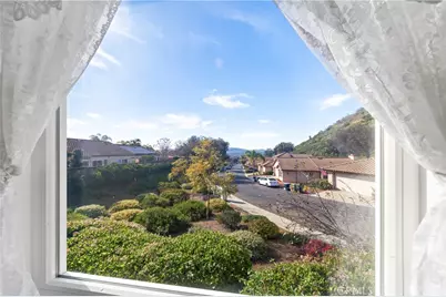 1861 Loreto Glen, Escondido, CA 92027 - Photo 4