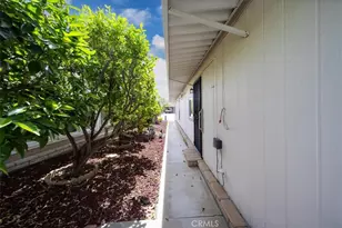 29150 Calle Cisne, Murrieta, CA 92563 - Photo 36