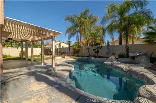 24054 Sweet William Ln, Murrieta, CA 92562 - Photo 38