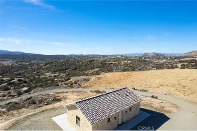 37219 Quarter Valley Road, Temecula, CA 92592 - Photo 46