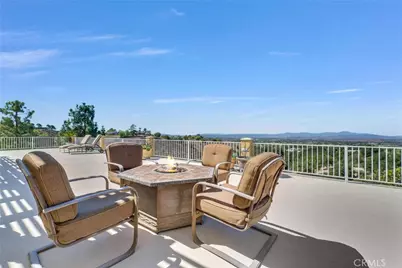 38525 Via De Oro, Temecula, CA 92592 - Photo 2