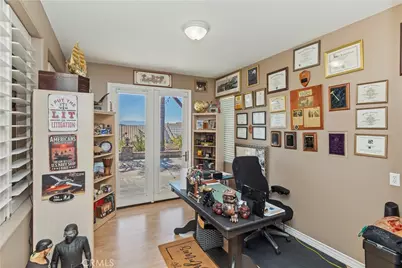 27488 Murrieta Oaks Avenue, Murrieta, CA 92562 - Photo 10