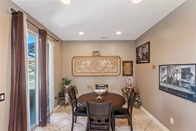 27488 Murrieta Oaks Avenue, Murrieta, CA 92562 - Photo 14