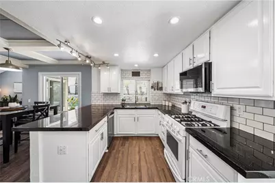 27097 Quail Creek Court, Temecula, CA 92591 - Photo 2