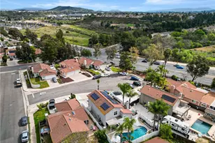 27097 Quail Creek Ct, Temecula, CA 92591 - Photo 22