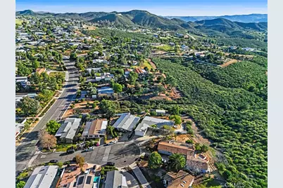 24401 Cornstalk, Wildomar, CA 92595 - Photo 58