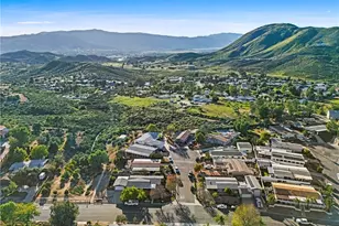 24401 Cornstalk, Wildomar, CA 92595 - Photo 60