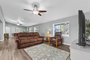 24401 Cornstalk, Wildomar, CA 92595 - Photo 12