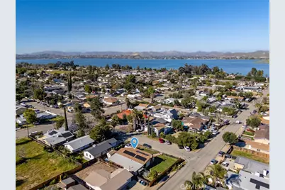 17687 Bobrick Avenue, Lake Elsinore, CA 92530 - Photo 2