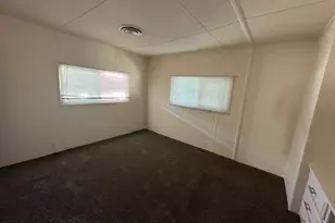 880 N Lake St, Hemet, CA 92544 - Photo 10