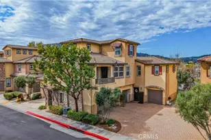 31082 Strawberry Tree, Temecula, CA 92592 - Photo 2