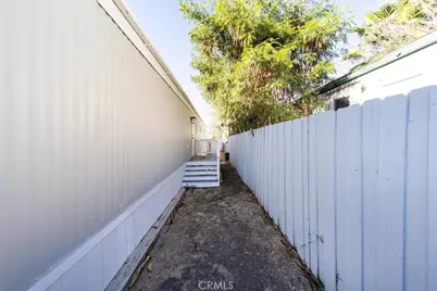 1400 E Menlo #49, Hemet, CA 92544 - Photo 34