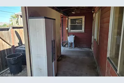 33189 Schaper, Lake Elsinore, CA 92530 - Photo 16