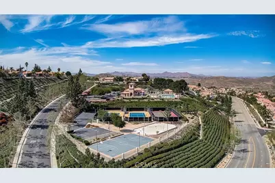 30 Villa Valtelena, Lake Elsinore, CA 92532 - Photo 10