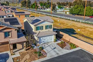 30934 Grand Prix Ct, Winchester, CA 92596 - Photo 26