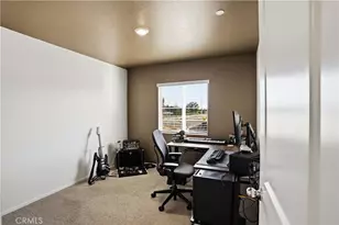 30934 Grand Prix Ct, Winchester, CA 92596 - Photo 16