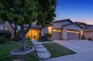 35667 Bowervine Pl, Murrieta, CA 92562 - Photo 2
