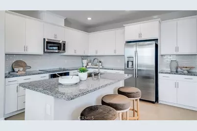 2677 Cloudview Privado, Ontario, CA 91761 - Photo 2