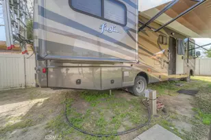 39885 Rustic Glen, Temecula, CA 92591 - Photo 16