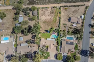 30670 Brookstone, Lake Elsinore, CA 92530 - Photo 14