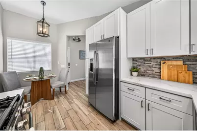 9290 Hot Springs, Corona, CA 92883 - Photo 8