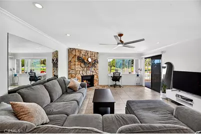 2501 S El Camino Real #204, San Clemente, CA 92672 - Photo 2