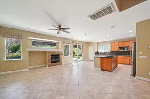 37718 Sedona Cir, Murrieta, CA 92563 - Photo 6