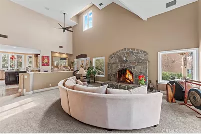 39455 Avenida La Cresta, Murrieta, CA 92562 - Photo 10