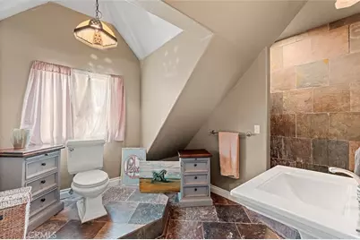 39455 Avenida La Cresta, Murrieta, CA 92562 - Photo 44