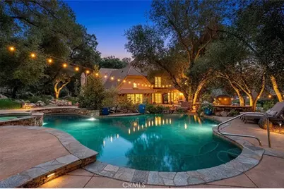 39455 Avenida La Cresta, Murrieta, CA 92562 - Photo 2