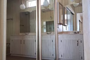 725 W Thornton, Hemet, CA 92543 - Photo 34