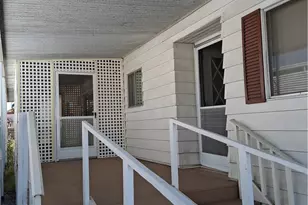 725 W Thornton, Hemet, CA 92543 - Photo 2