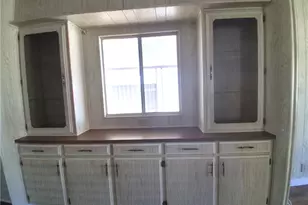 725 W Thornton, Hemet, CA 92543 - Photo 14