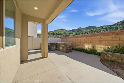 24000 Savory, Lake Elsinore, CA 92532 - Photo 2