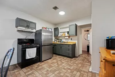 836 Woodlawn, Ontario, CA 91761 - Photo 24
