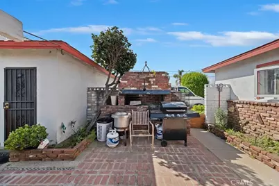 836 Woodlawn, Ontario, CA 91761 - Photo 34