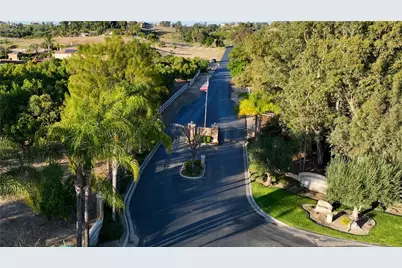 41425 Via Del Toronjo, Temecula, CA 92592 - Photo 16