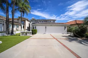 30212 Clear Water Dr, Canyon Lake, CA 92587 - Photo 6