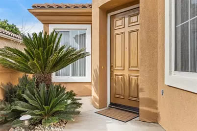 28658 Shady Brook Drive, Menifee, CA 92584 - Photo 2