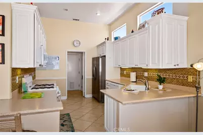 817 Perla Court, San Jacinto, CA 92583 - Photo 10