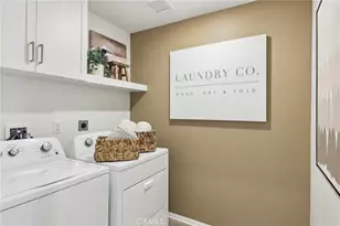 15535 April Dawn Wy, Fontana, CA 92336 - Photo 16