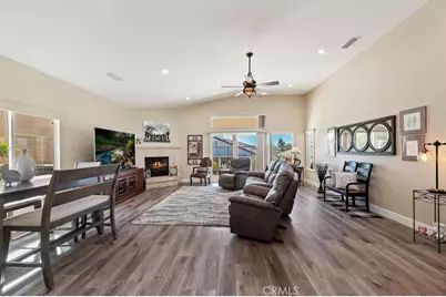 24193 Calle Artino, Murrieta, CA 92562 - Photo 10