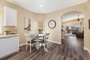 24193 Calle Artino, Murrieta, CA 92562 - Photo 16