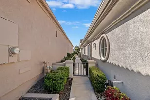 24193 Calle Artino, Murrieta, CA 92562 - Photo 6