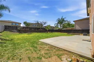 28917 Wallflower, Murrieta, CA 92563 - Photo 18
