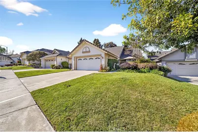 1786 Spyglass Circle, Vista, CA 92081 - Photo 2