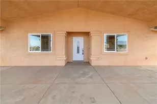 8755 Lilac Rd, Oak Hills, CA 92344 - Photo 26